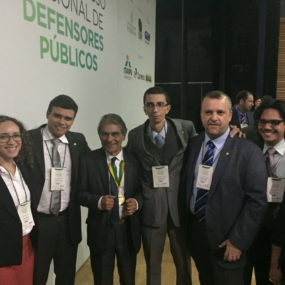 Com o ministro