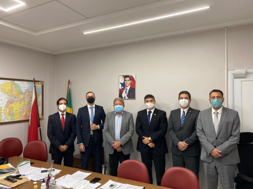 Read more about the article Chefe da Casa Civil, Iran Lima, reúne com representantes de entidades de classe para tratar da implementação do regime de previdência complementar