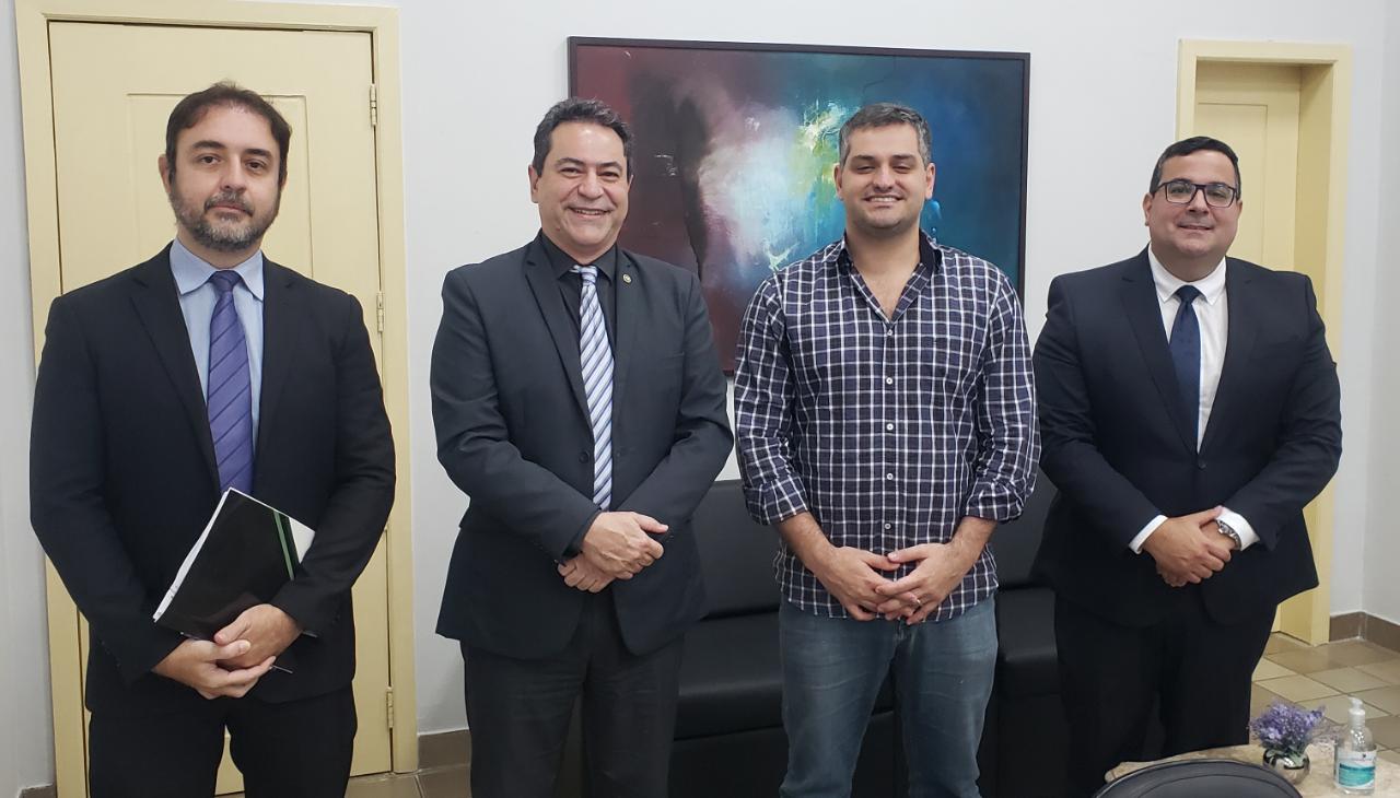 You are currently viewing Representantes da ADPEP se reúnem com procurador geral do estado, Ricardo Sefer