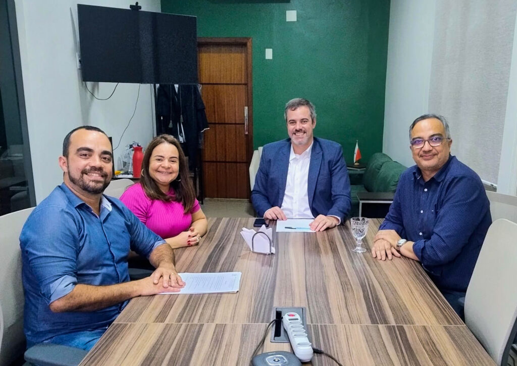 ADPEP reúne com membros do Sicoob Coimppa para discutir futuras parcerias